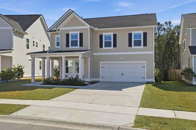 $430,000 | 132 Red Bluff Street, Summerville, SC 29483