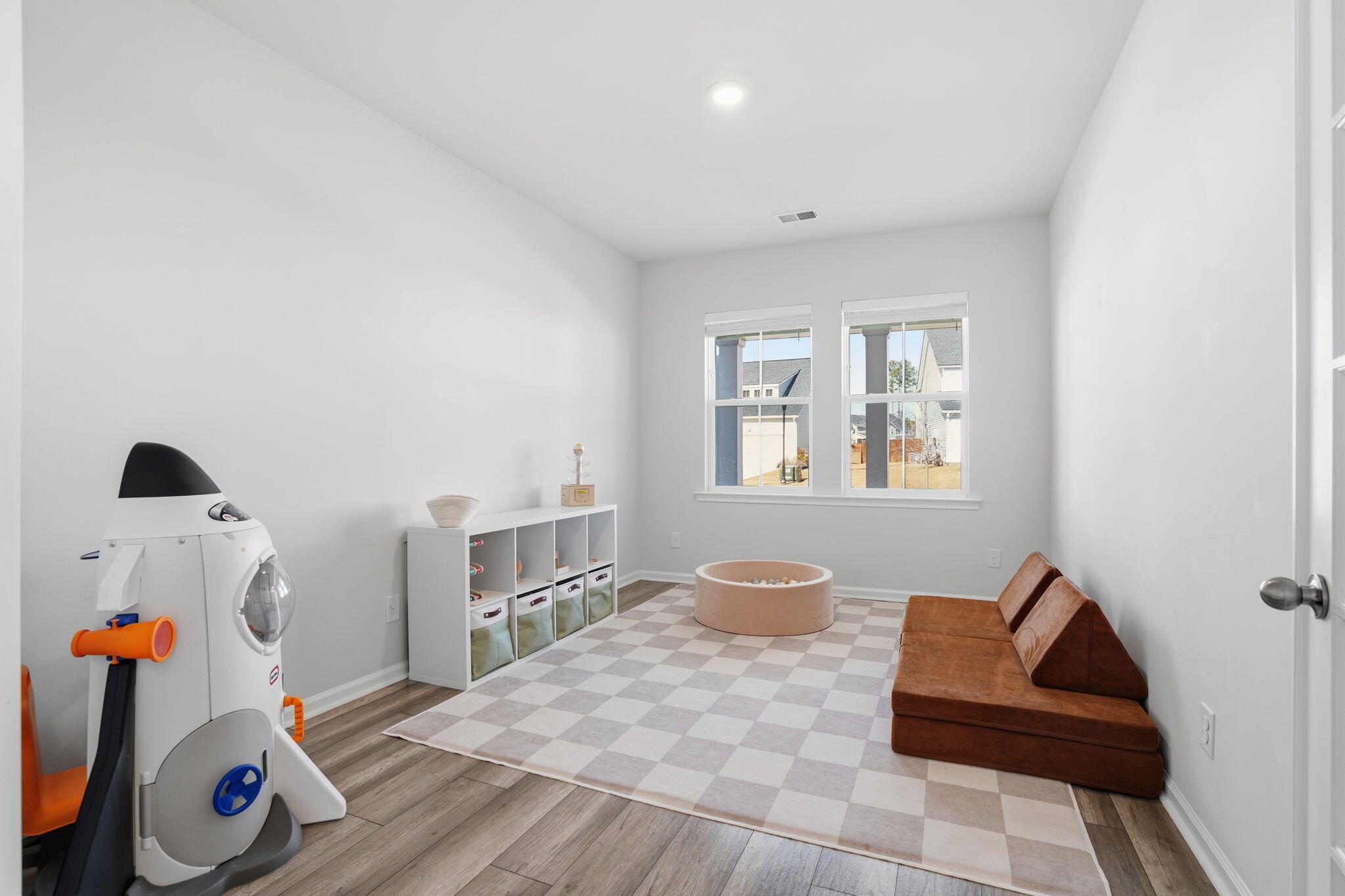 132 Red Bluff Street Summerville, SC 29483 - Photo 7 of 51 10-web-or-mls-014_DSC06592_1