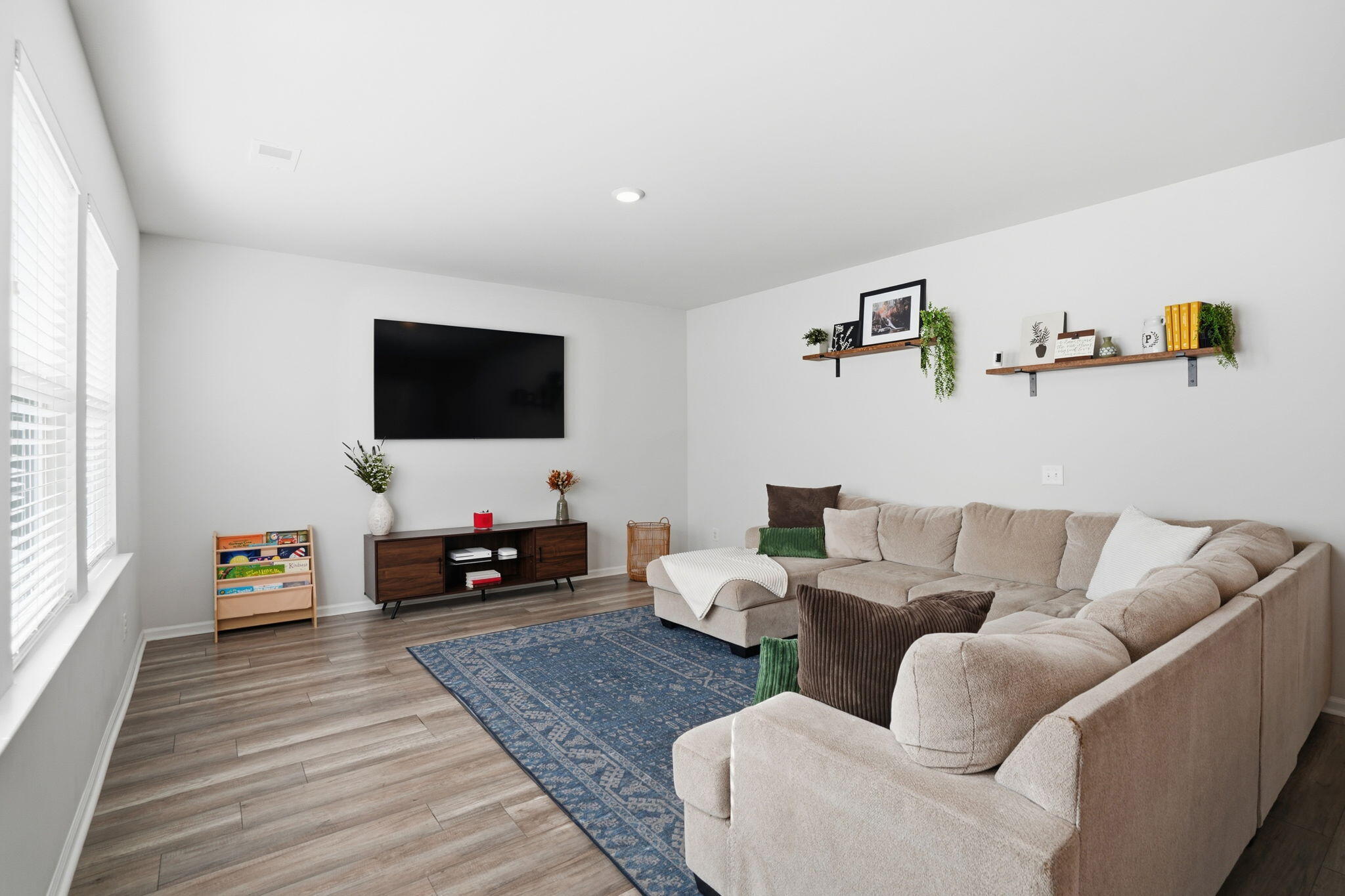 132 Red Bluff Street Summerville, SC 29483 - Photo 10 of 51 13-web-or-mls-016_DSC06604_1