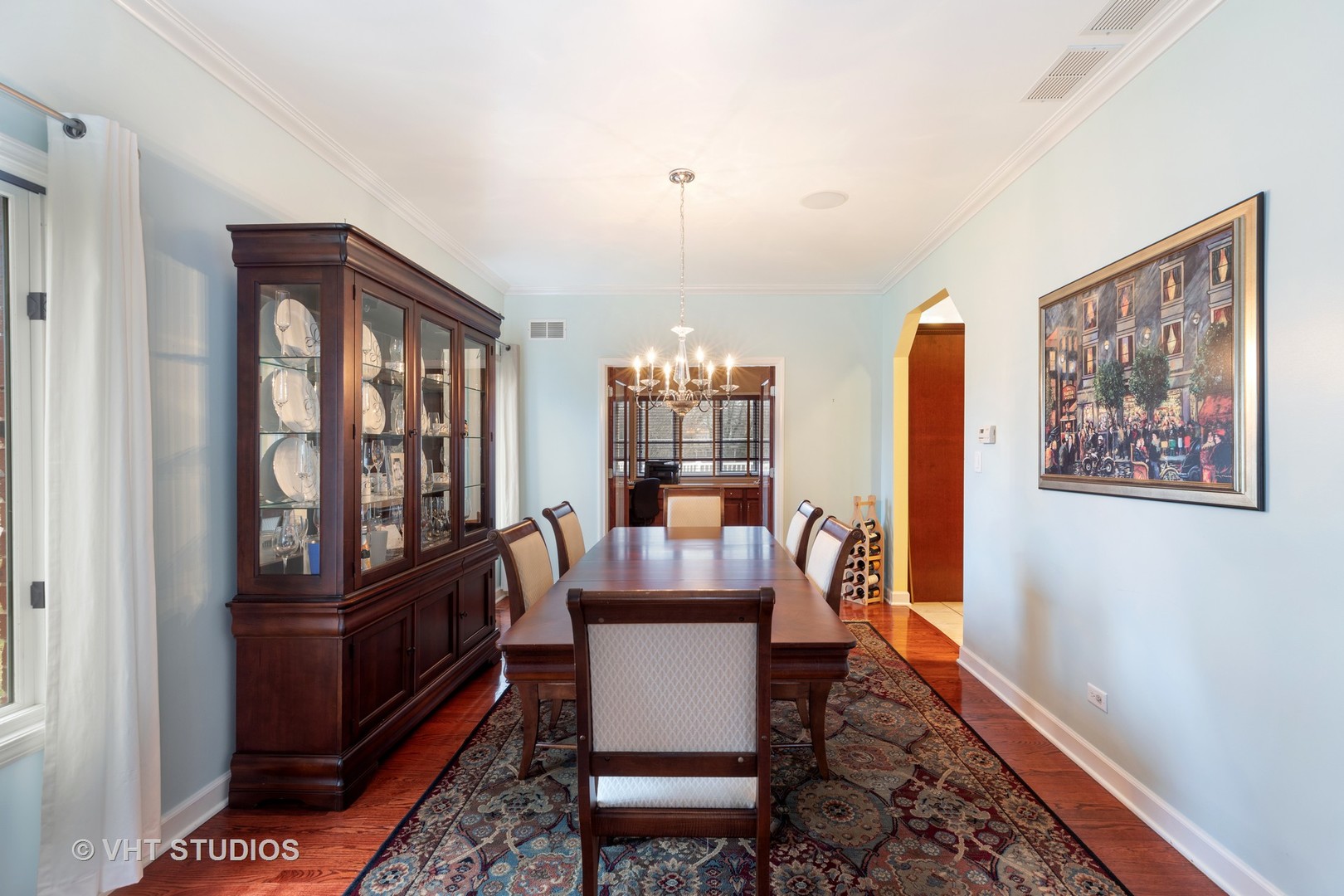 2126 Pine Road Homewood, IL 60430 - Photo 4 of 22 a dining room with furniture and window