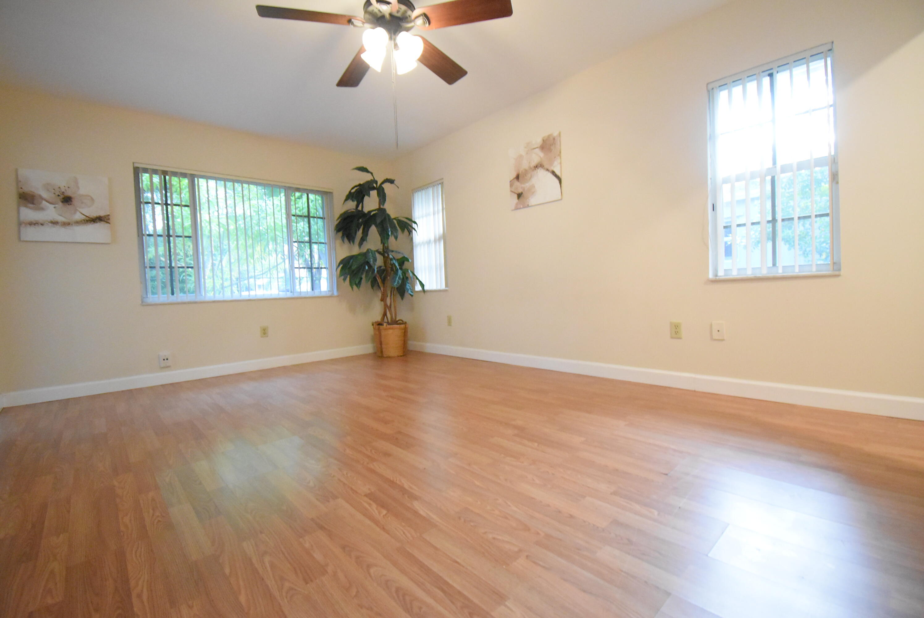 22584 Lanyard Street Boca Raton, FL 33428 - Photo 12 of 20 0
