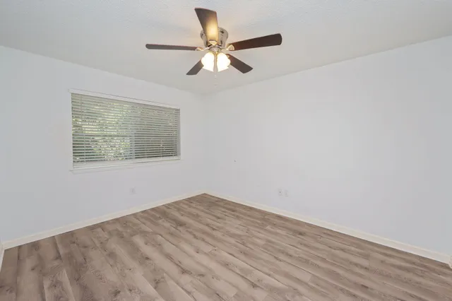 $142,000 | 201 East College Boulevard, Unit 13, Niceville, FL 32578