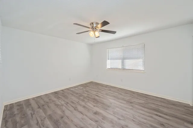 $142,000 | 201 East College Boulevard, Unit 13, Niceville, FL 32578