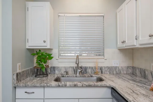 $142,000 | 201 East College Boulevard, Unit 13, Niceville, FL 32578