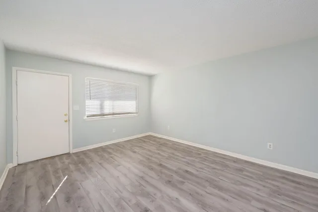 $142,000 | 201 East College Boulevard, Unit 13, Niceville, FL 32578