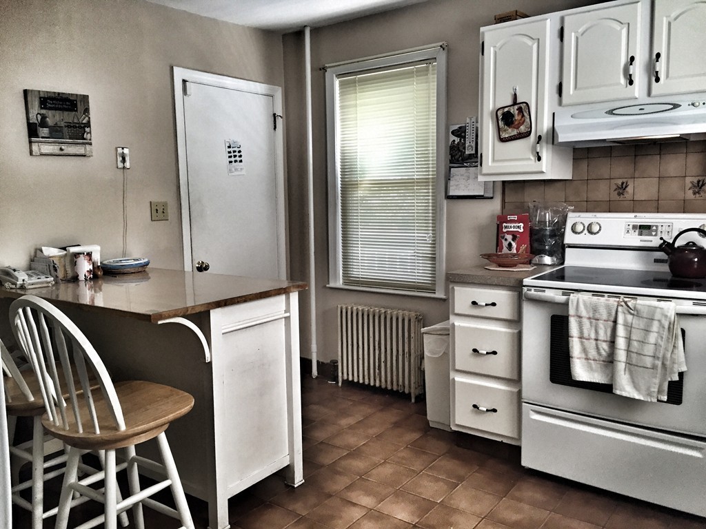 346 Riverside Avenue Medford, MA 02155 - Photo 12 of 23 Gallery Image 12