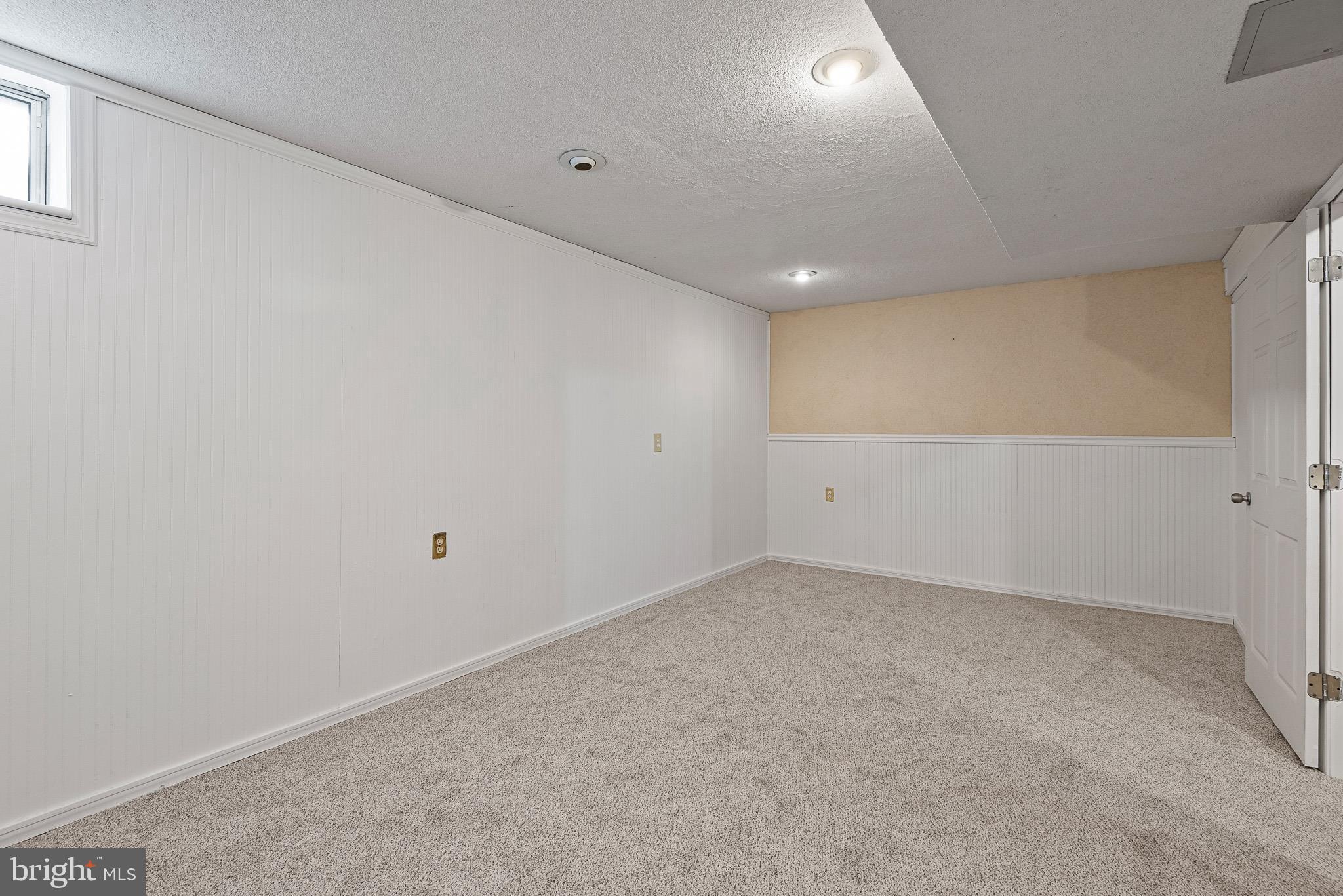 3 Kerrin Road Bear, DE 19701 - Photo 5 of 25 a view of an empty room