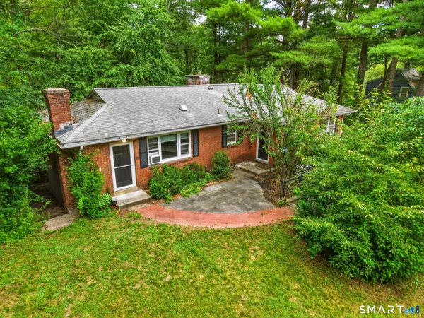 $439,900 | 8 Washington Circle, Farmington, CT 06085