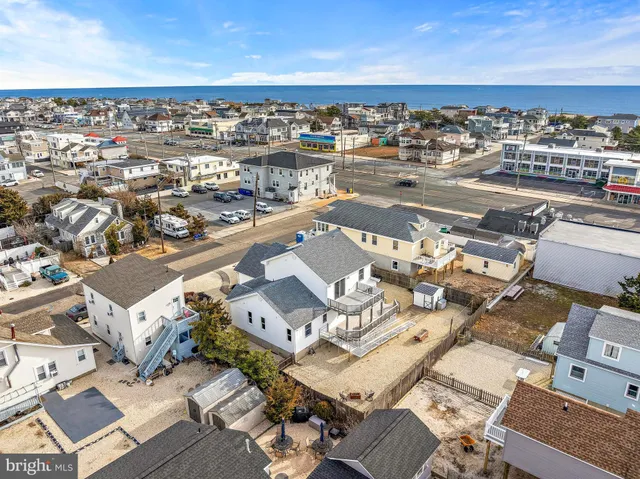 $1,649,999 | 108 West 22nd Street, Ship Bottom, NJ 08008