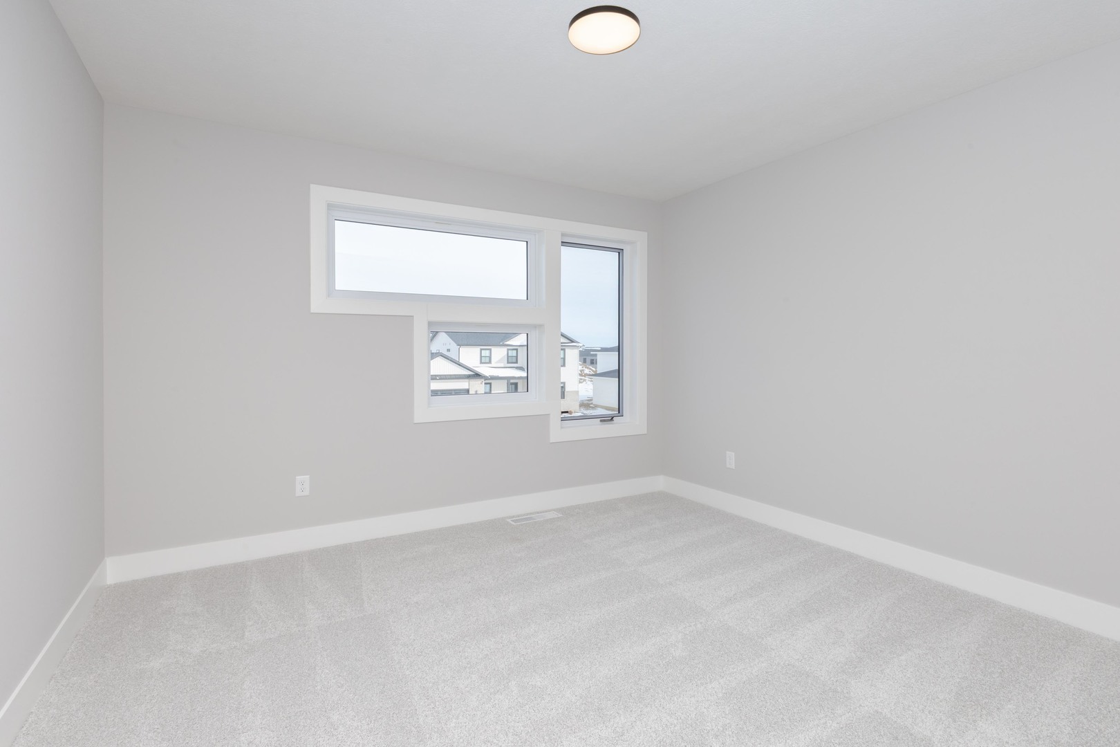 5303 Finlen Lane Bloomington, IL 61705 - Photo 34 of 58