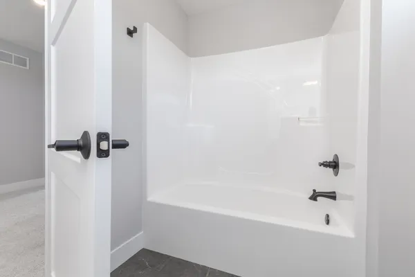 $595,000 | 5303 Finlen Lane, Bloomington, IL 61705