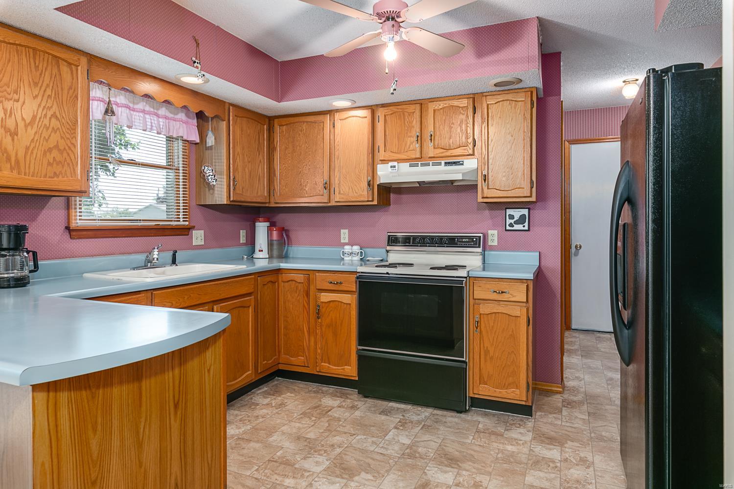 5 Ridge Drive Litchfield, IL 62056 - Photo 14 of 25 Gallery Image 14