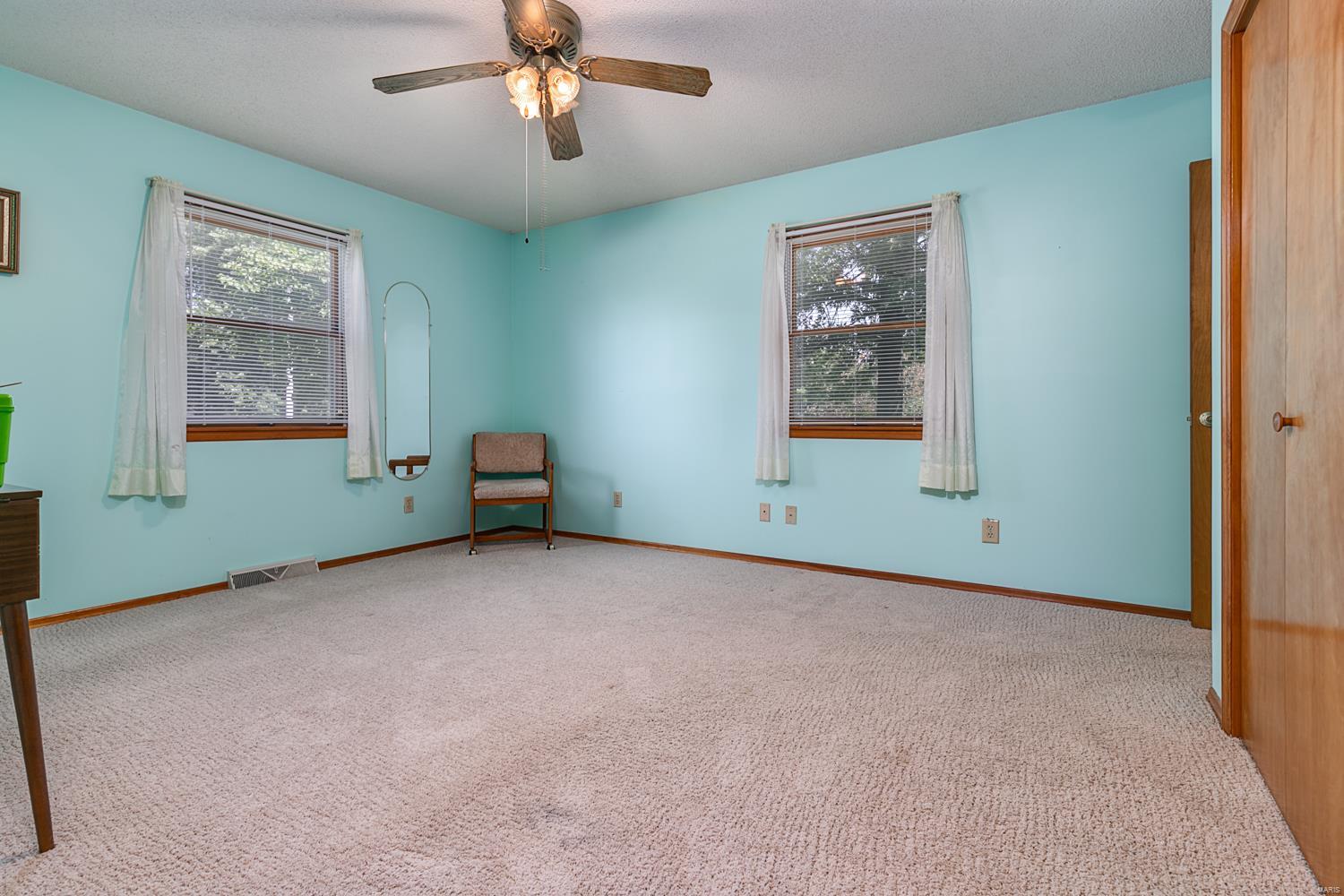 5 Ridge Drive Litchfield, IL 62056 - Photo 22 of 25 Gallery Image 22