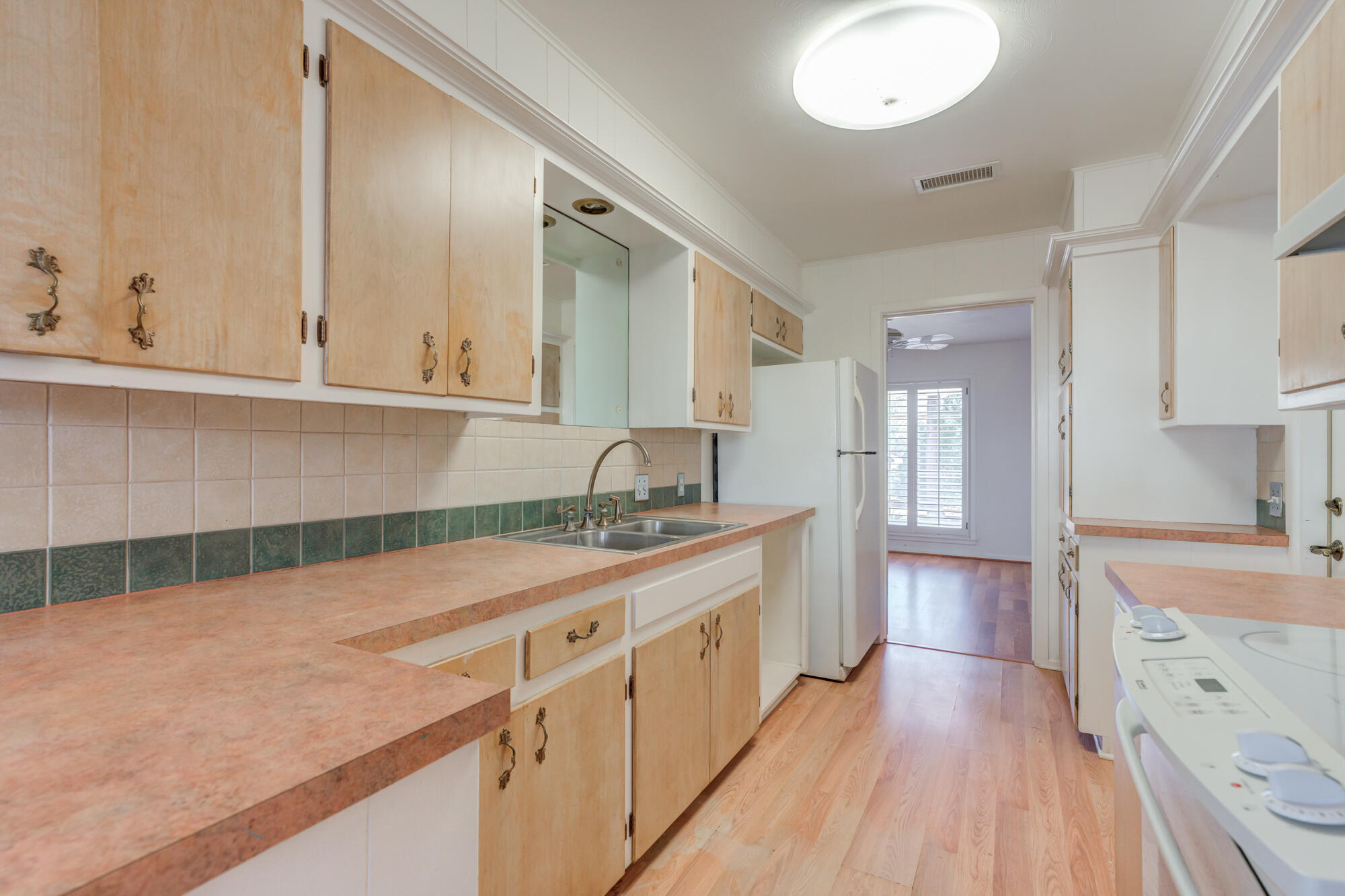 1906 55th Street Lubbock, TX 79412 - Photo 18 of 50 DSC03629_30_31_32_33