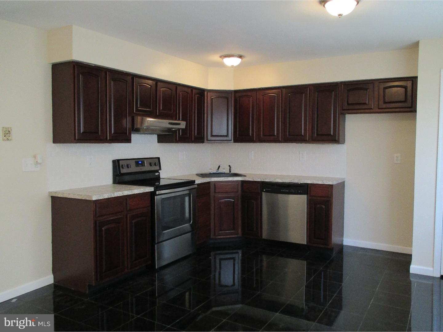 9 Evergreen Road Stowe, PA 19464 - Photo 4 of 18 Gallery Image 4