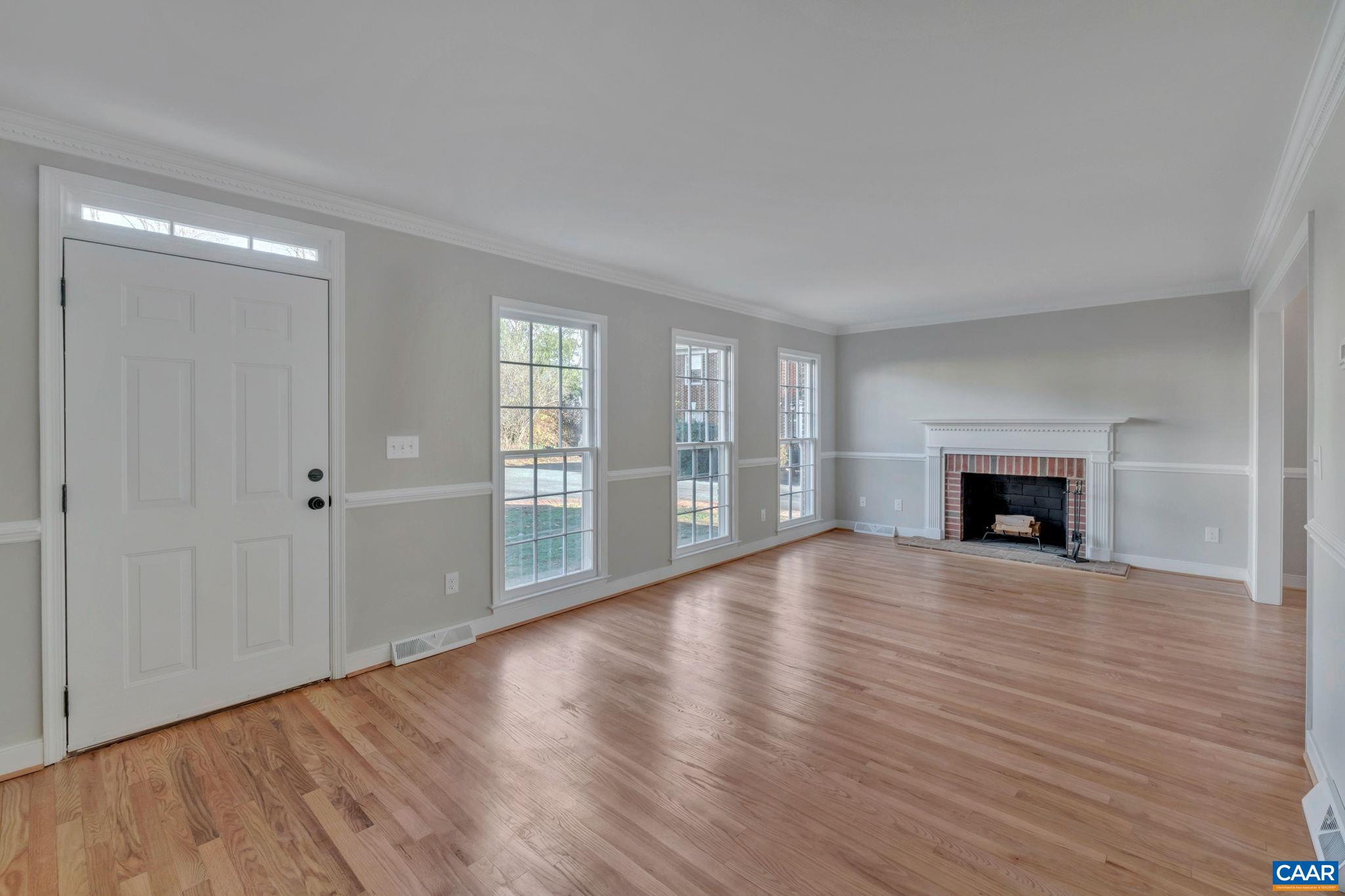 2754 Hydraulic Road Charlottesville, VA 22901 - Photo 6 of 20