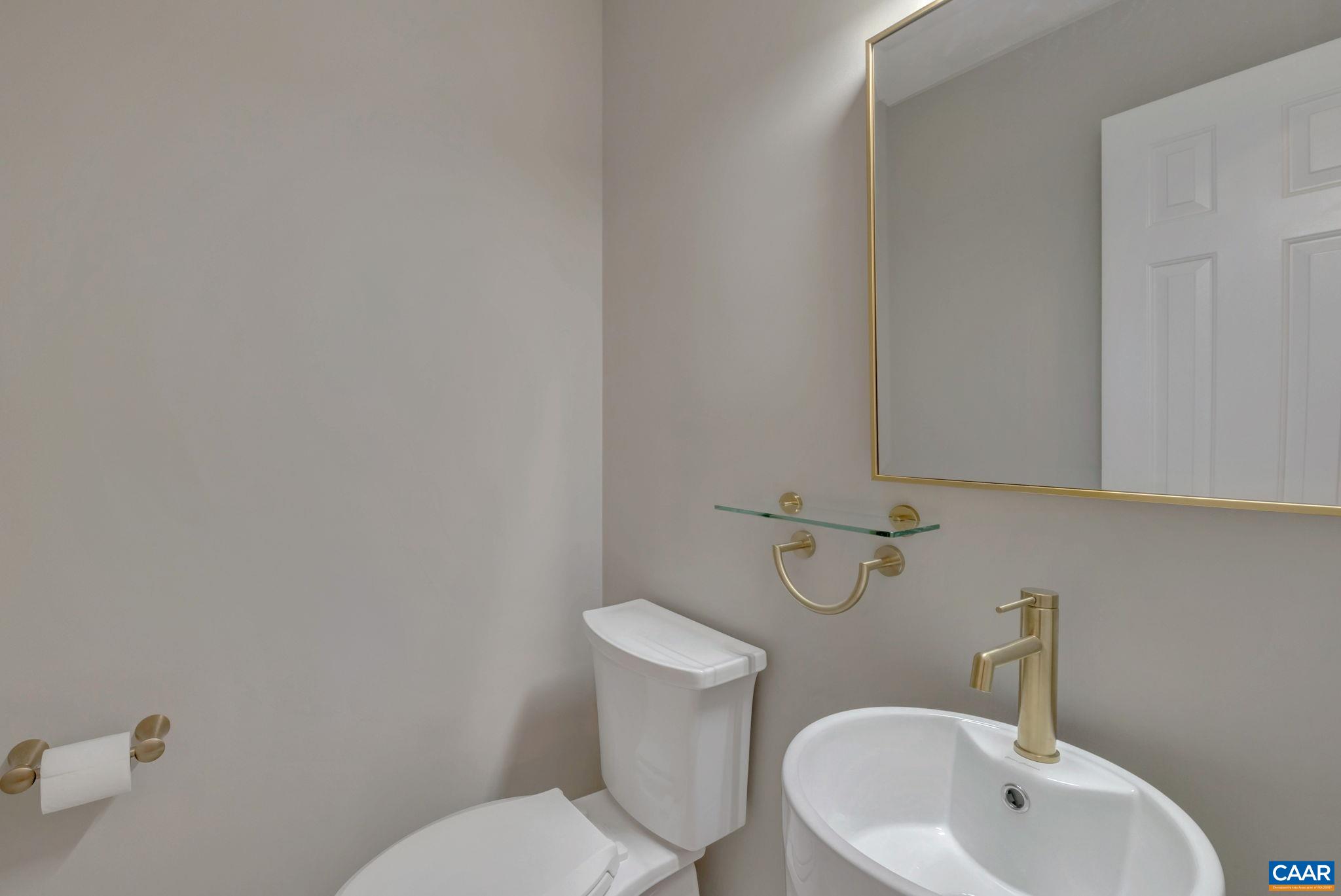 2754 Hydraulic Road Charlottesville, VA 22901 - Photo 8 of 20