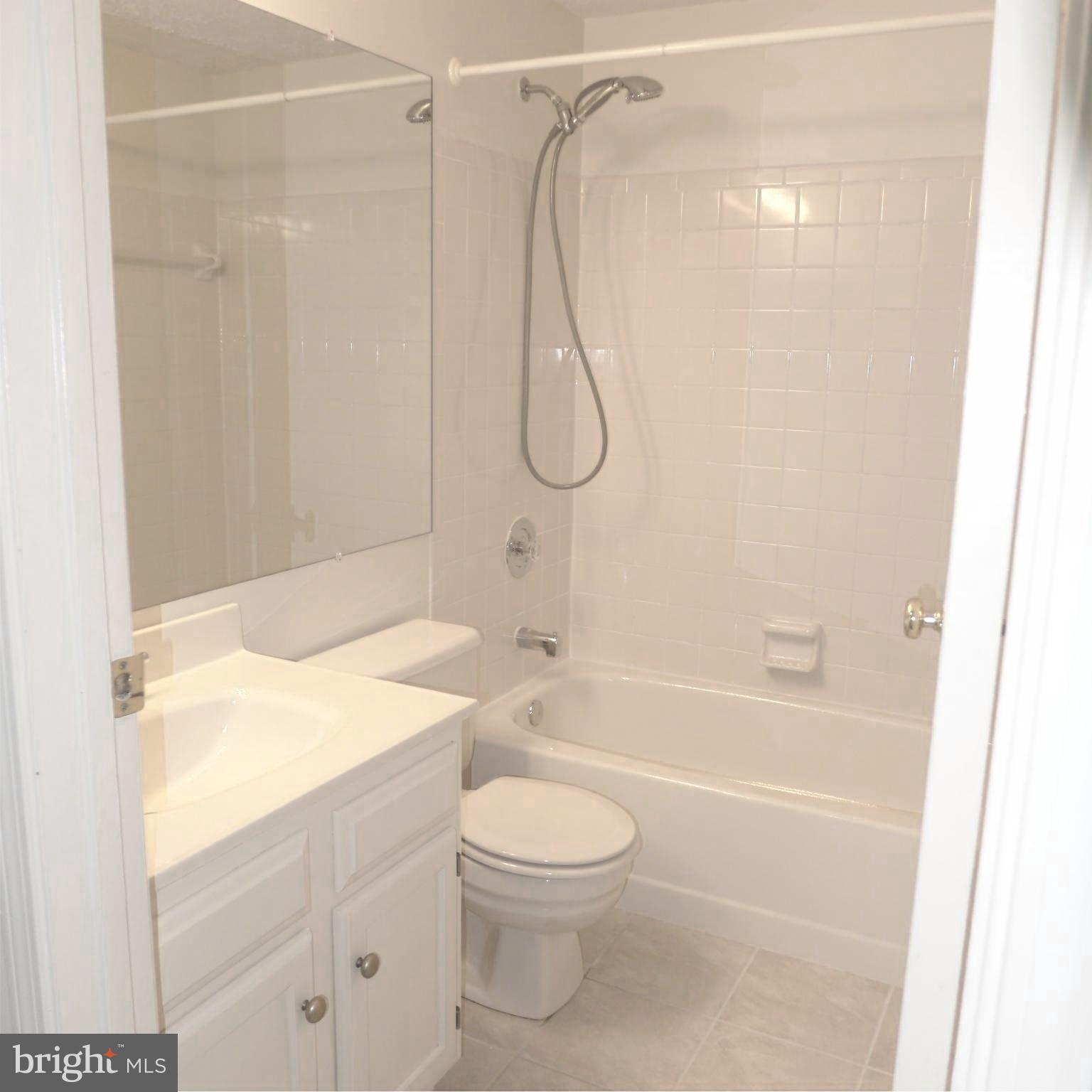 14 Trailwood Road Baltimore, MD 21236 - Photo 14 of 24 Dual Entry Bath on Bedroom Level