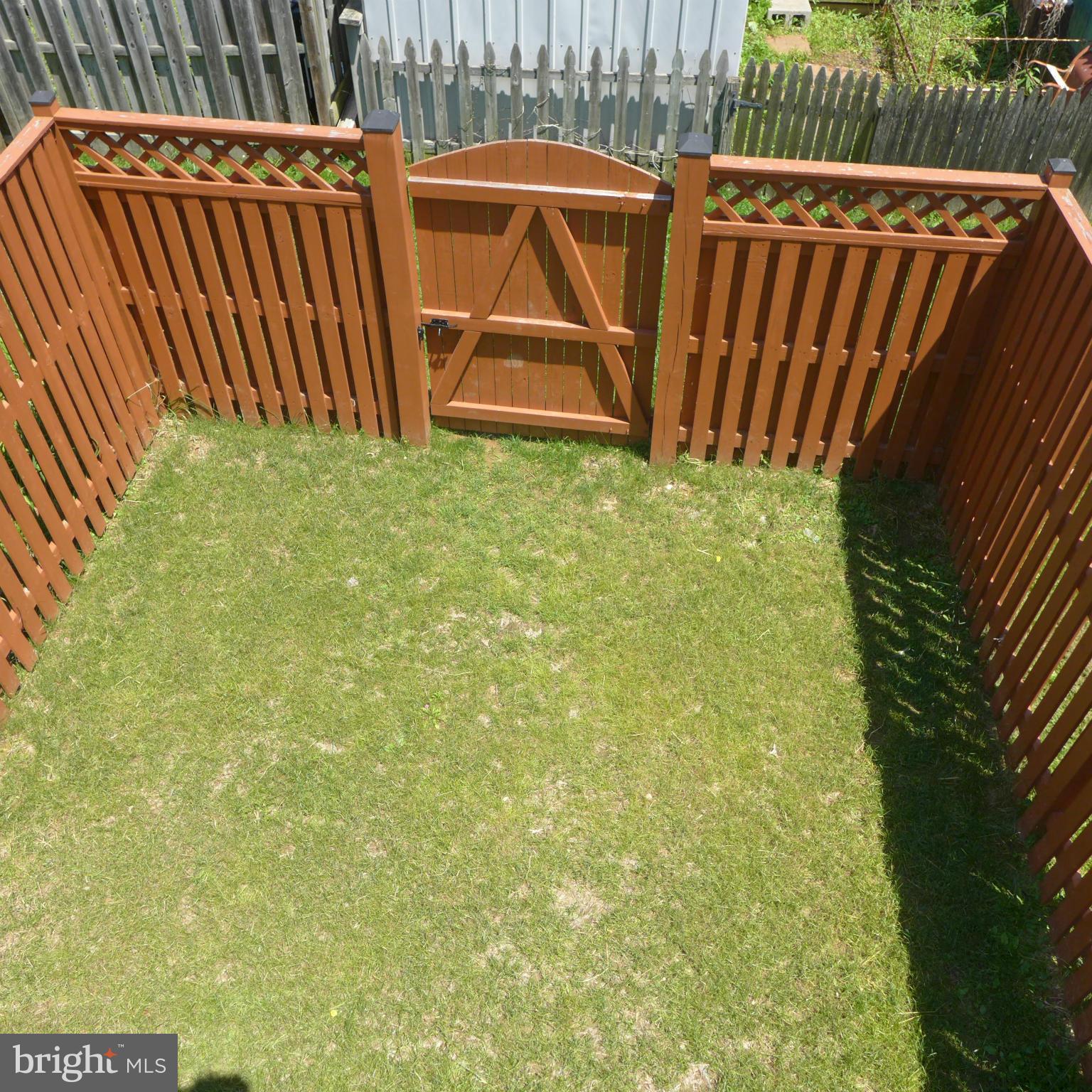 14 Trailwood Road Baltimore, MD 21236 - Photo 24 of 24 Fenced Rear Back Yard