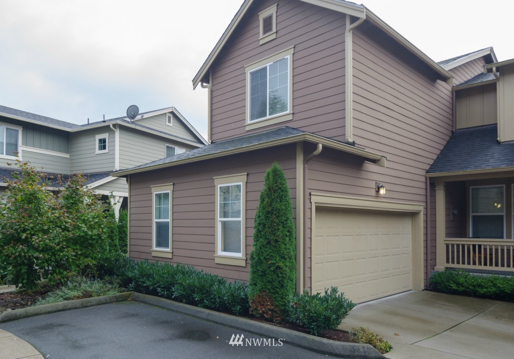10621 Ross Road, Unit A Bothell, WA 98011 - Photo 2 of 24 Gallery Image 2