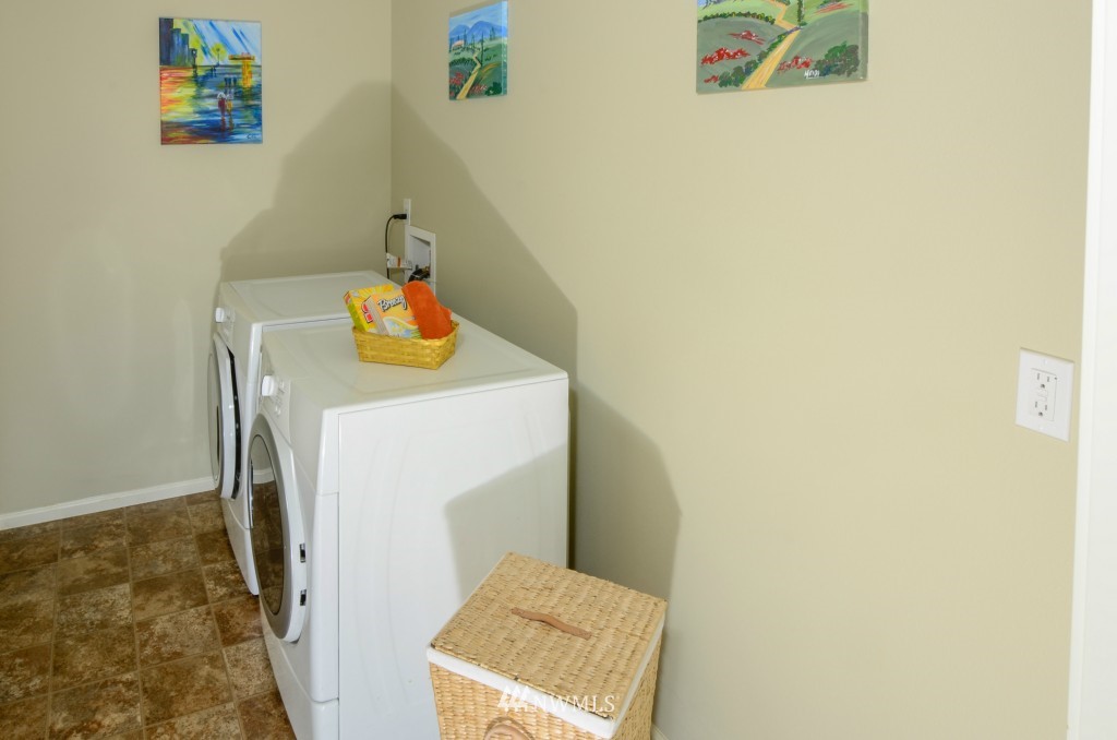 10621 Ross Road, Unit A Bothell, WA 98011 - Photo 16 of 24 Gallery Image 16