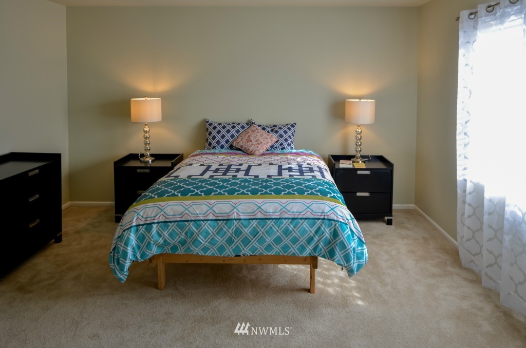 10621 Ross Road, Unit A Bothell, WA 98011 - Photo 17 of 24 Gallery Image 17