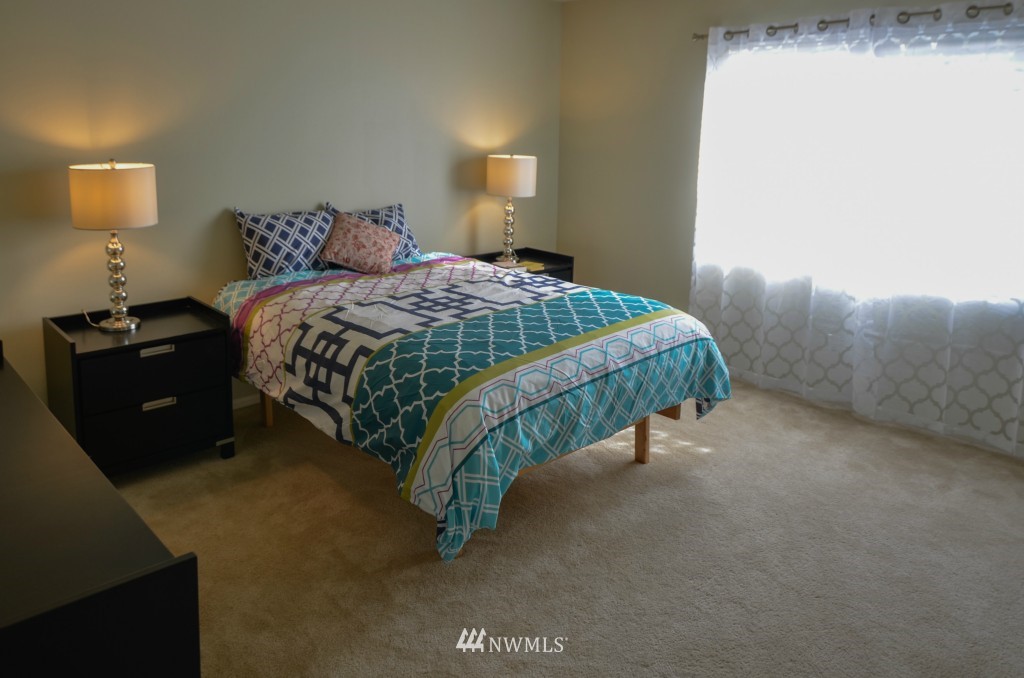 10621 Ross Road, Unit A Bothell, WA 98011 - Photo 18 of 24 Gallery Image 18