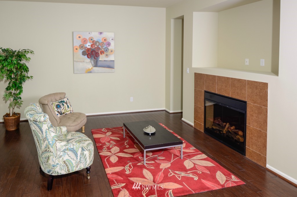10621 Ross Road, Unit A Bothell, WA 98011 - Photo 7 of 24 Gallery Image 7