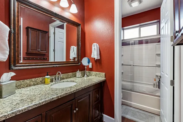 $2,275,000 | 5105 Lakeshore Drive, Copperopolis, CA 95228