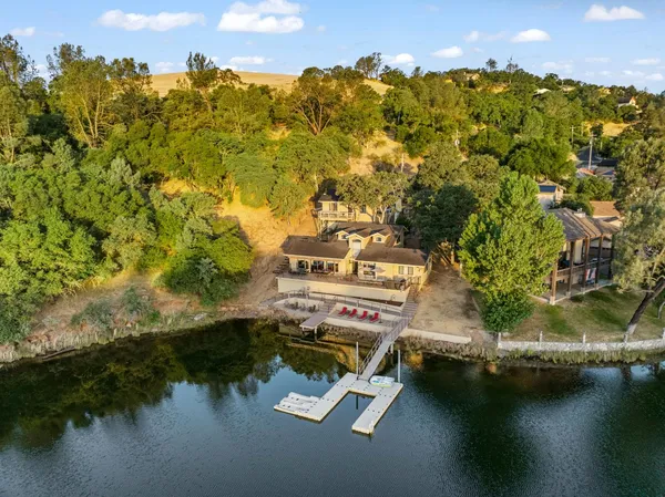 $2,275,000 | 5105 Lakeshore Drive, Copperopolis, CA 95228