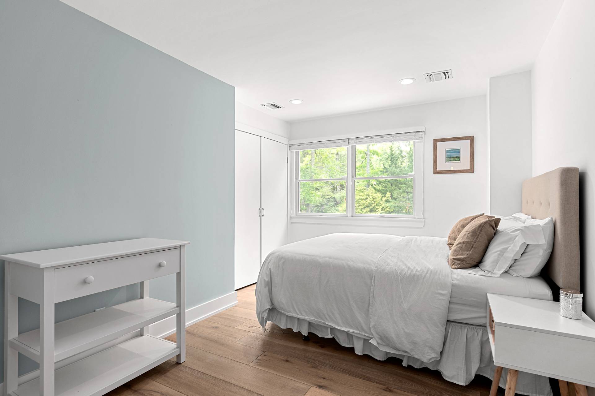 38 Scallop Avenue East Hampton, NY 11937 - Photo 11 of 23 Gallery Image 11