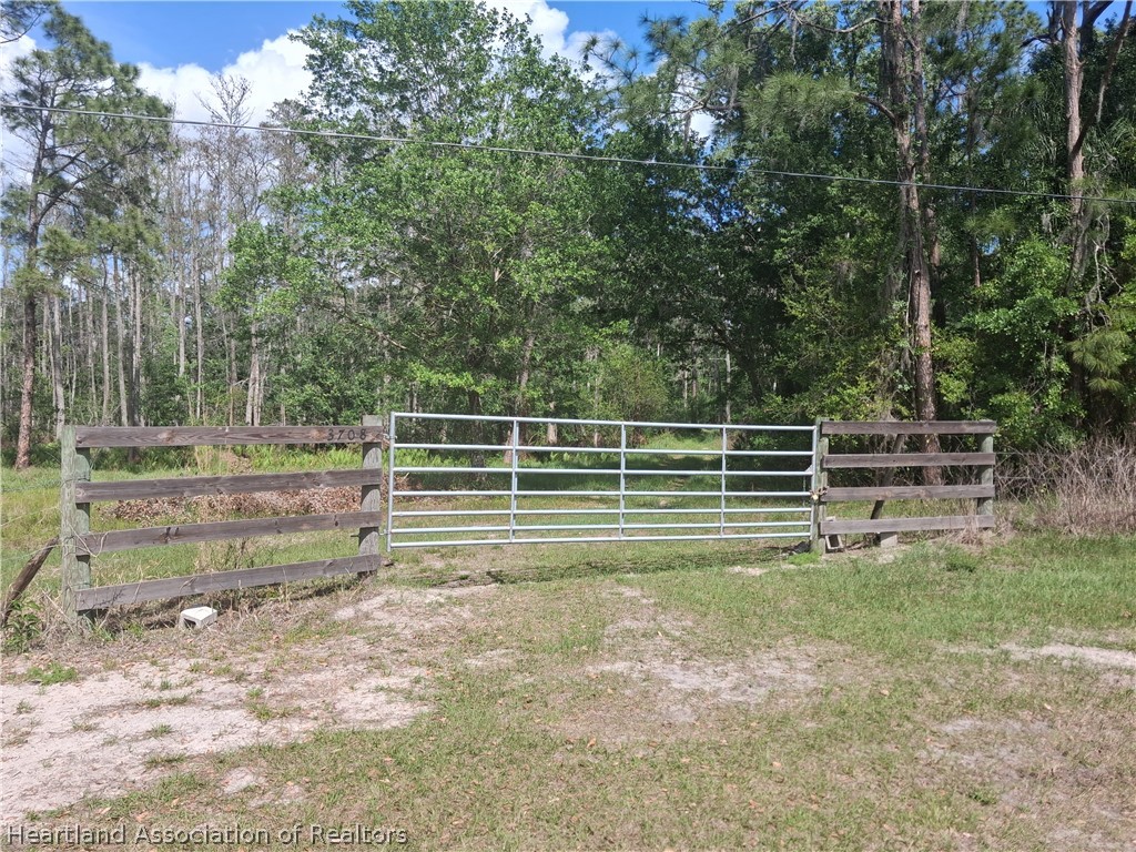 3708 Oak Hill Ranch Zolfo Springs, FL 33890 - Photo 1 of 20 2 gated entrances