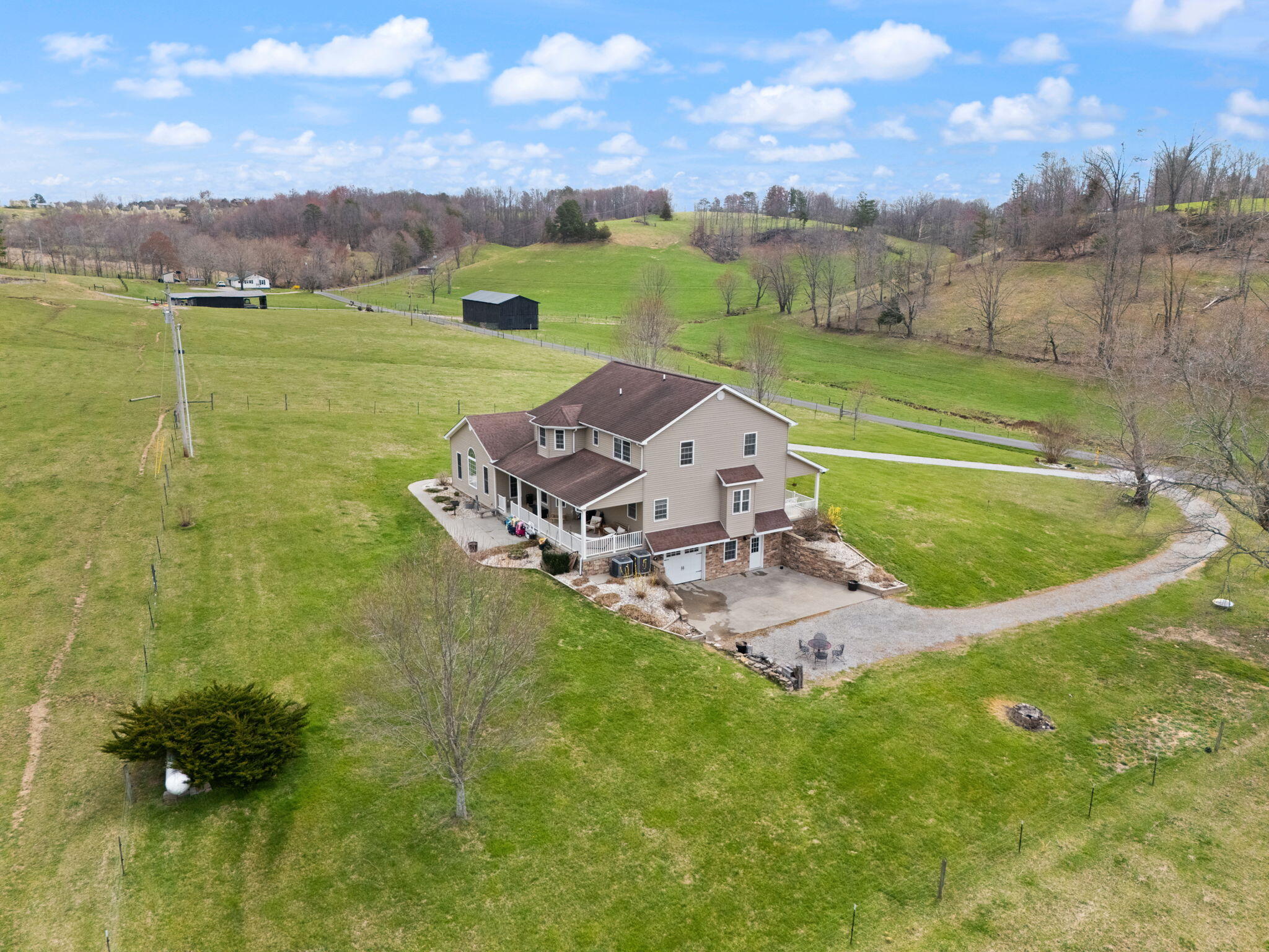 1841 Peter Cave Road McKee, KY 40447 - Photo 89 of 102 90-web-or-mls-DJI_20250327114127_0145_D