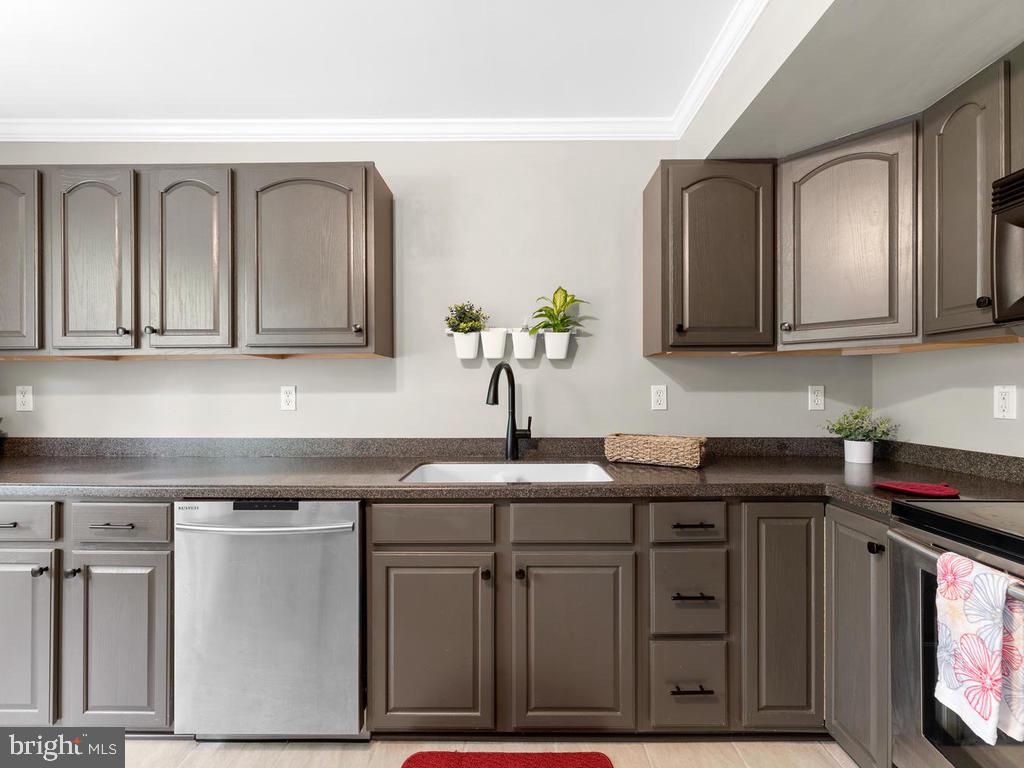 796 Danza Road Severn, MD 21144 - Photo 13 of 47 Kitchen