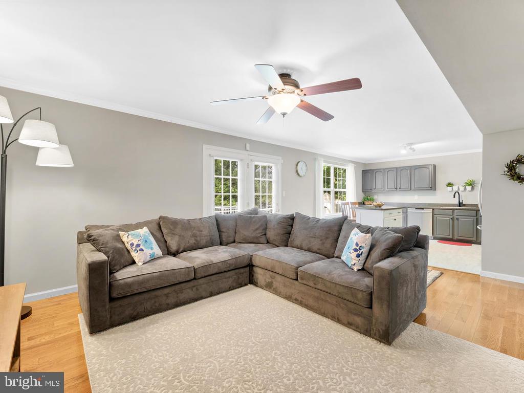 796 Danza Road Severn, MD 21144 - Photo 8 of 47 Family Room