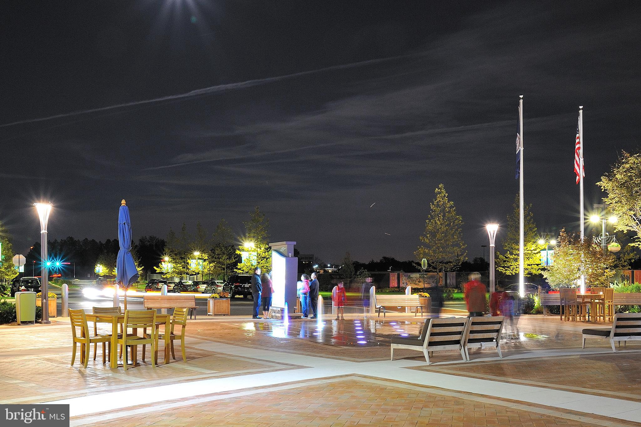 20265 Oak Bluff Drive Ashburn, VA 20147 - Photo 15 of 16