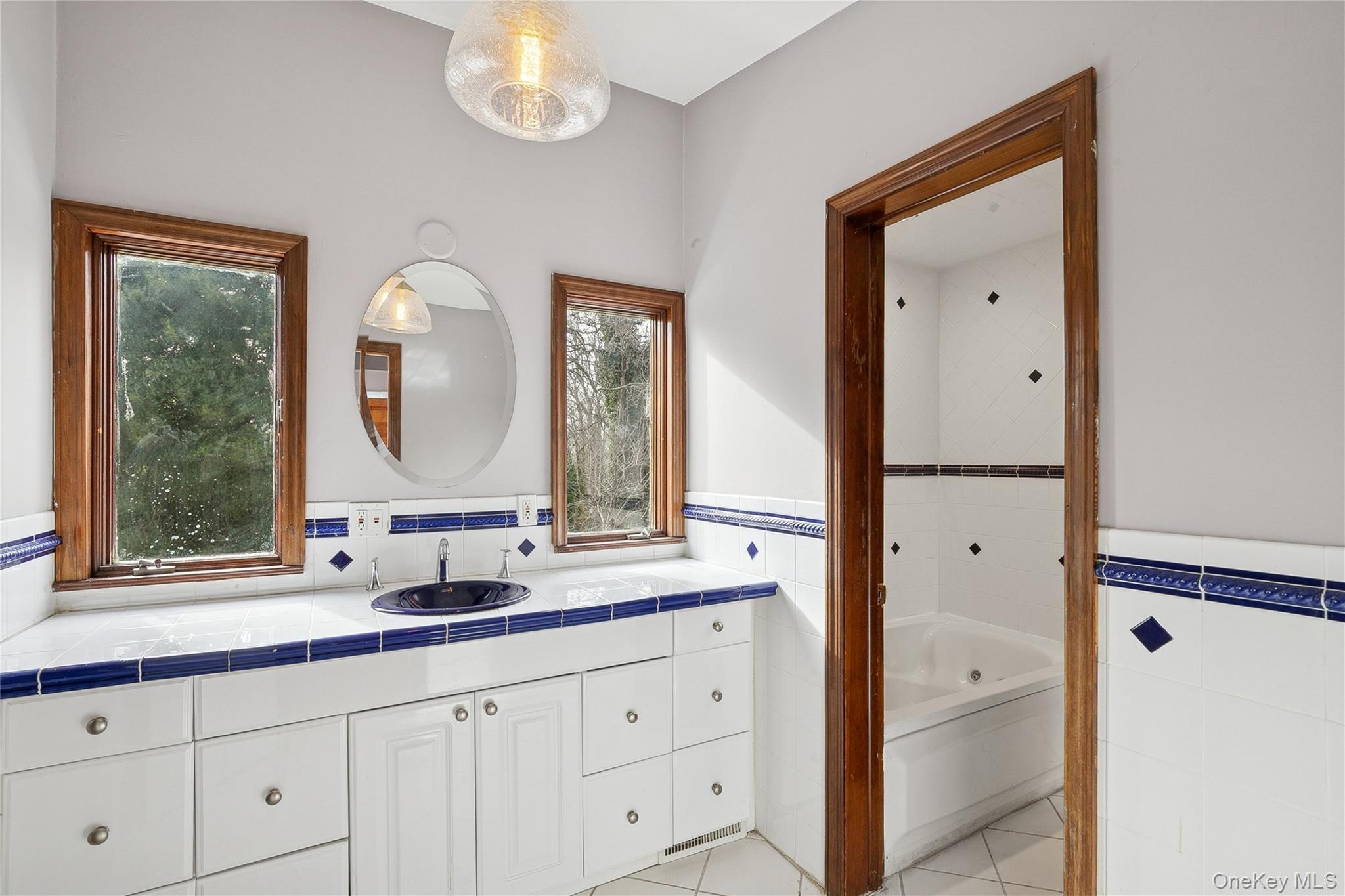 549 Woodbury Road Cold Spring Harbor, NY 11724 - Photo 42 of 49
