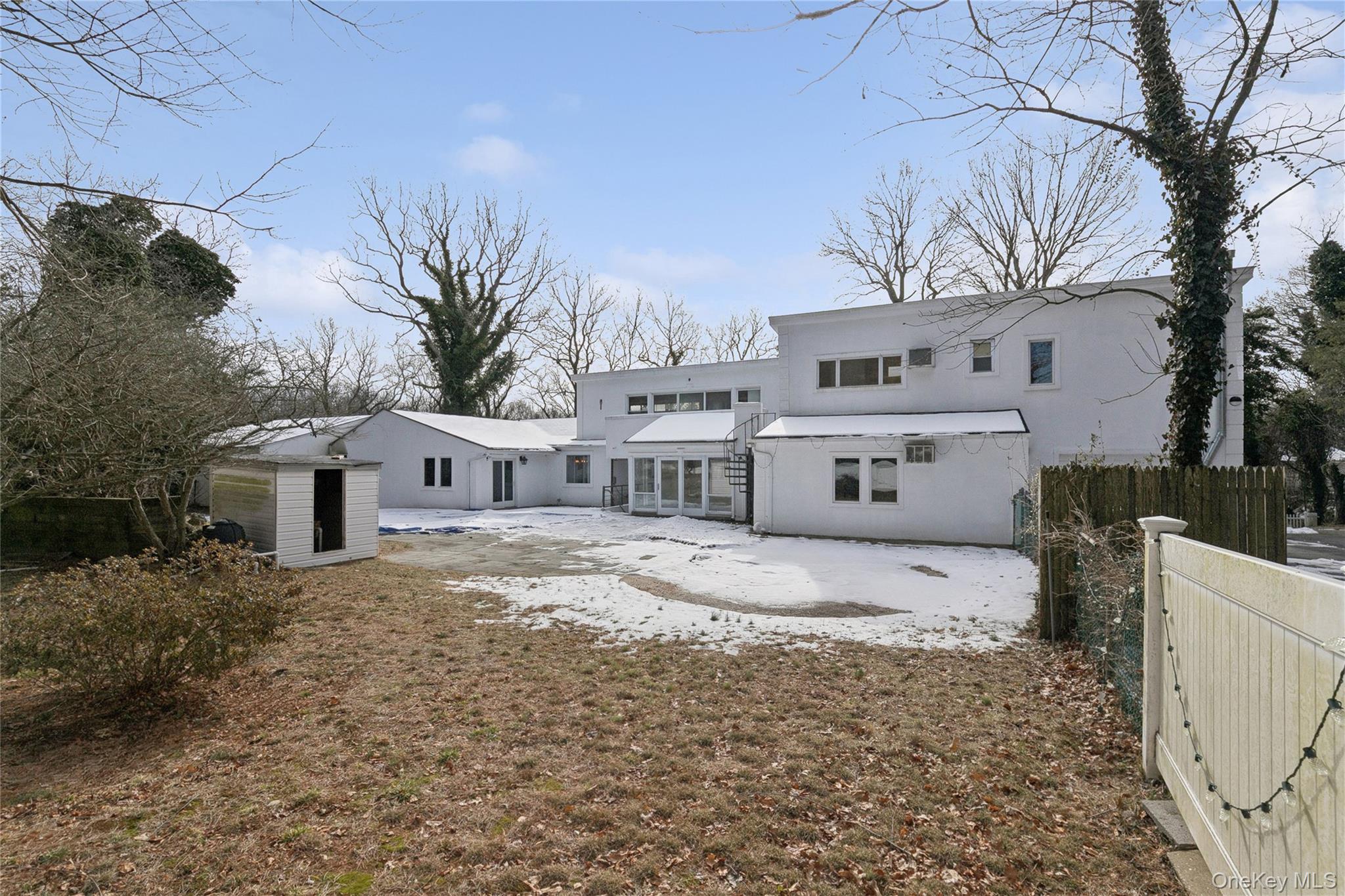 549 Woodbury Road Cold Spring Harbor, NY 11724 - Photo 46 of 47