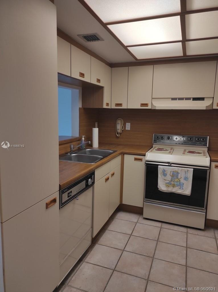 12455 Southwest 93rd Terrace, Unit 206T Miami, FL 33186 - Photo 17 of 50