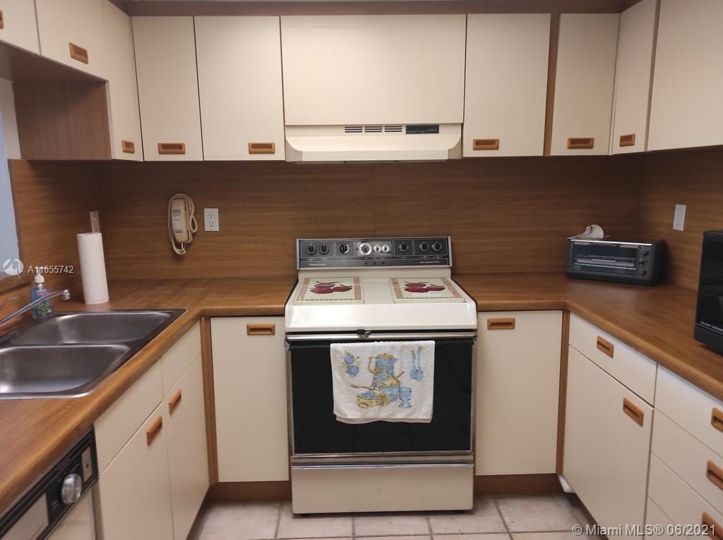 12455 Southwest 93rd Terrace, Unit 206T Miami, FL 33186 - Photo 18 of 50