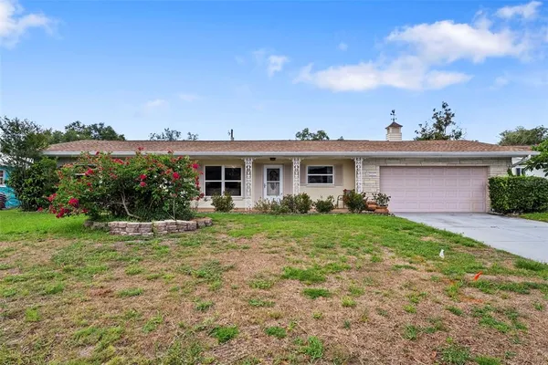 $375,000 | 1831 Oak Lake Drive, Clearwater, FL 33764