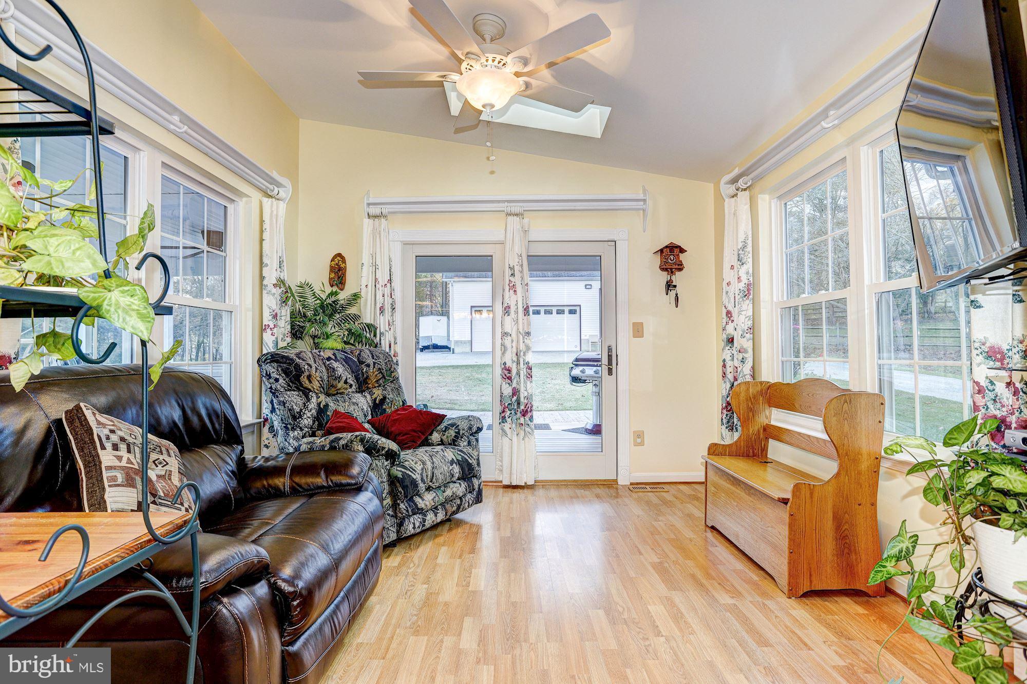697 Mesquite Road Severn, MD 21144 - Photo 17 of 43 Sunroom