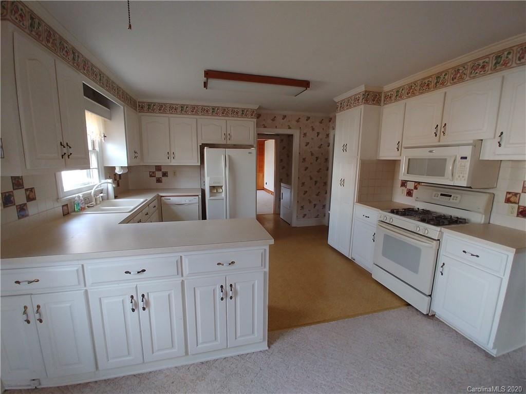 141 South Mccoy Road Salisbury, NC 28144 - Photo 3 of 9 Gallery Image 3