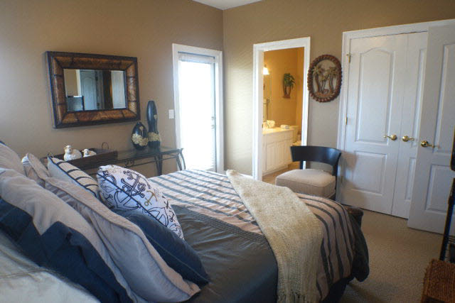 26050 Marina Road, Unit 8 Orange Beach, AL 36561 - Photo 29 of 38 Guest Bedroom 2