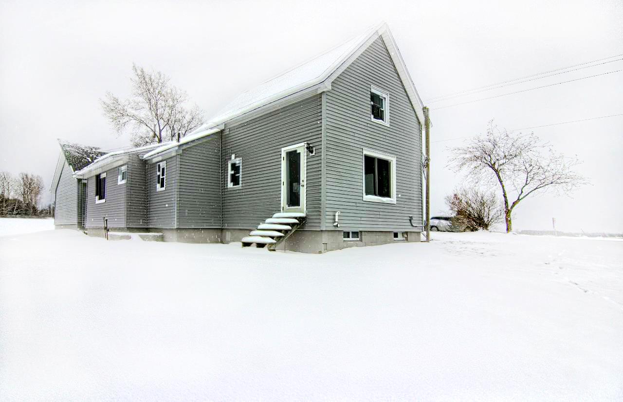 6226 Secor Road Traverse City, MI 49685 - Photo 30 of 34 1841125-29.JPG