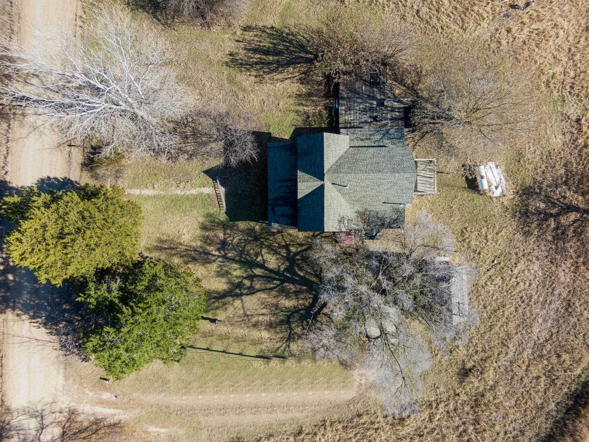 215 Road 11 Sedan, KS 67361 - Photo 8 of 33