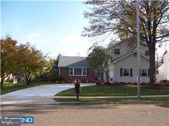 734 Amsterdam Road Mount Laurel, NJ 08054 - Photo 1 of 12 Exterior