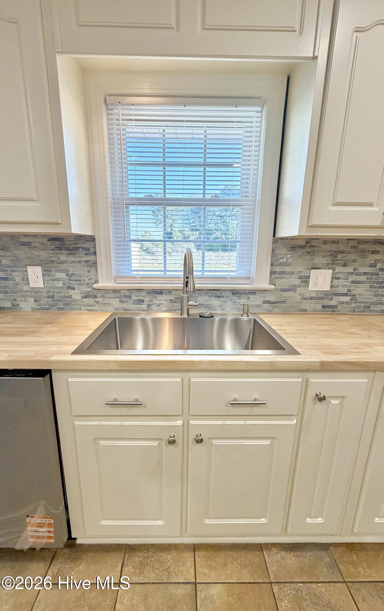 216 Collier-Loftin Road Kinston, NC 28504 - Photo 35 of 76 IMG_5136