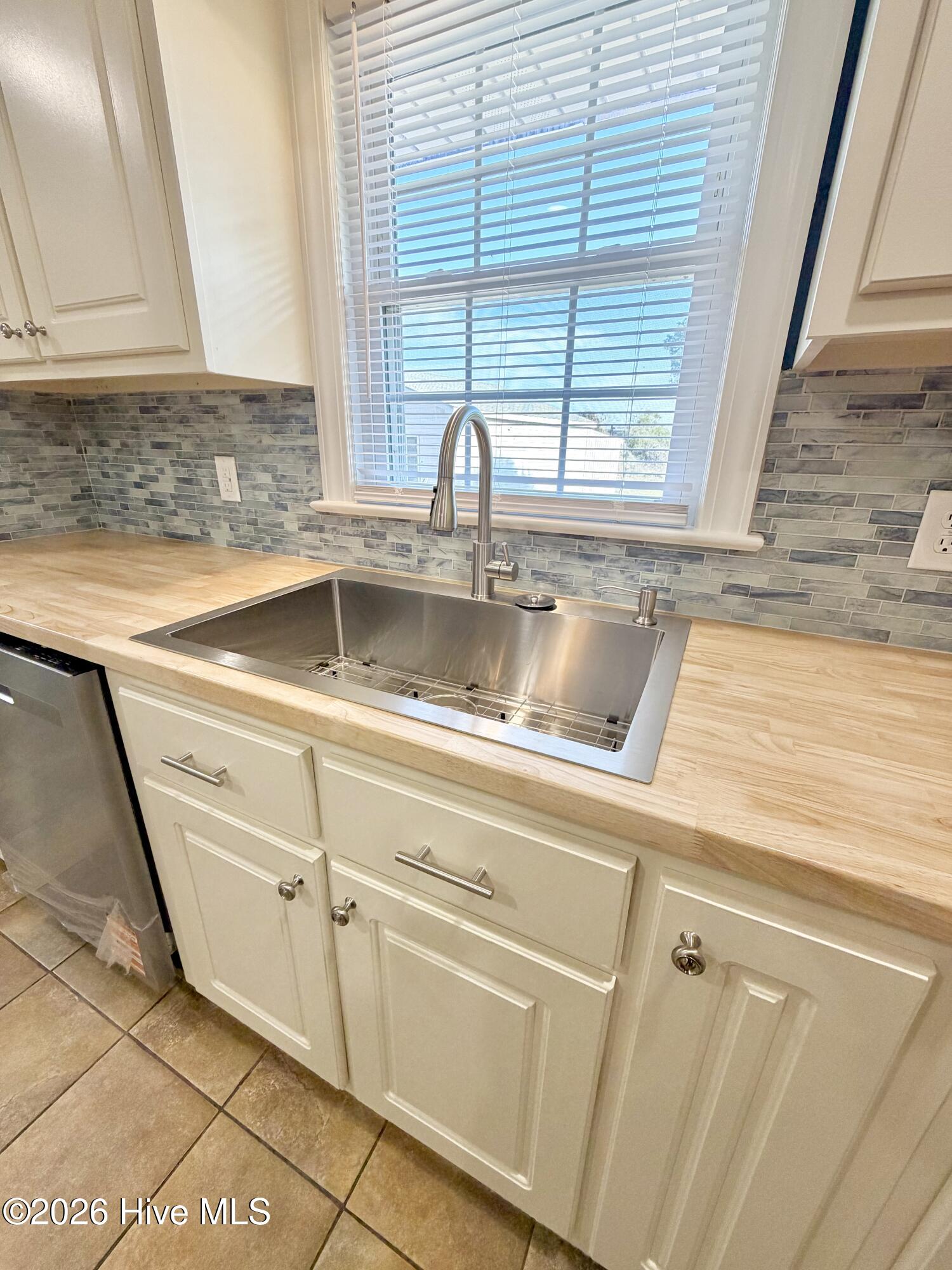 216 Collier-Loftin Road Kinston, NC 28504 - Photo 36 of 76 IMG_5137
