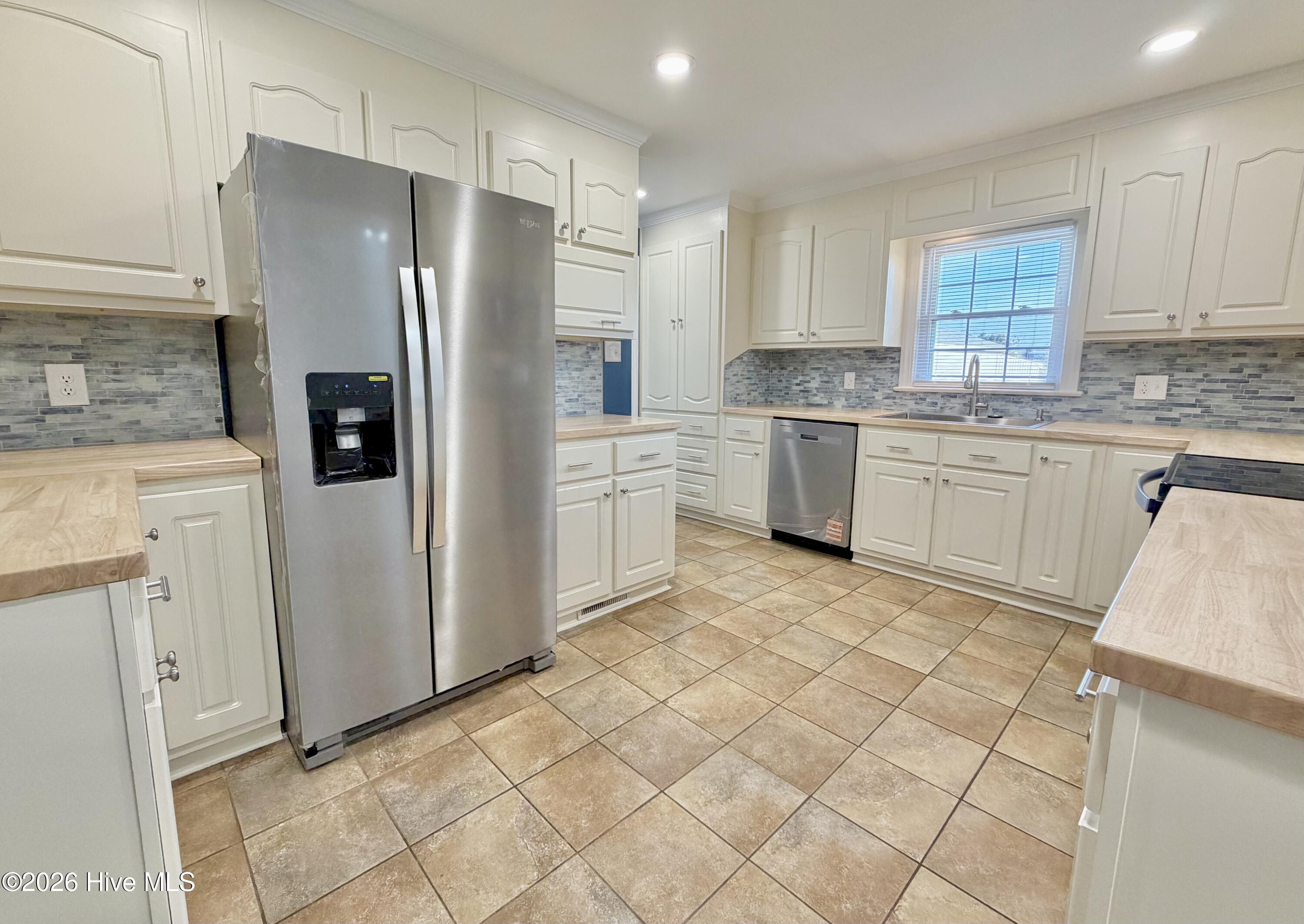 216 Collier-Loftin Road Kinston, NC 28504 - Photo 38 of 76 IMG_5131